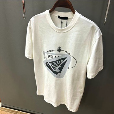ジ*ク様 PRADA Tシャツ Prada Göğüs Baskılı T-Shirt Fiyatı - Taksit Seçenekleri