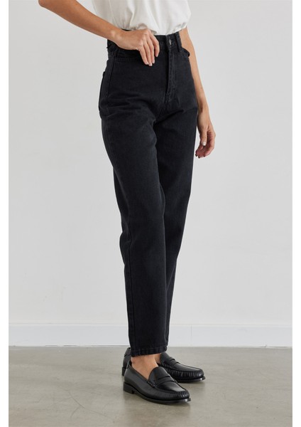 Siyah Mom Jean