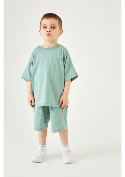 Bisiklet Yaka Düşük Omuz Basic Nakışlı Şortlu Unisex Çocuk Ikili Takım Yeşil