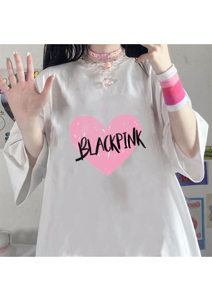 Black Pink Heart Baskılı Beyaz Oversize T-Shirt fiyatları