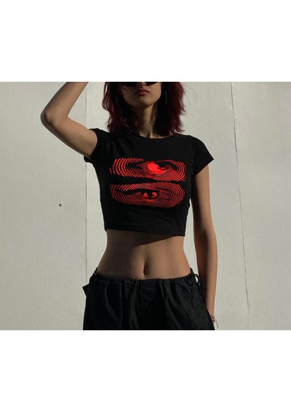 Hypnosis Eyes Baskılı Siyah Crop fırsatları