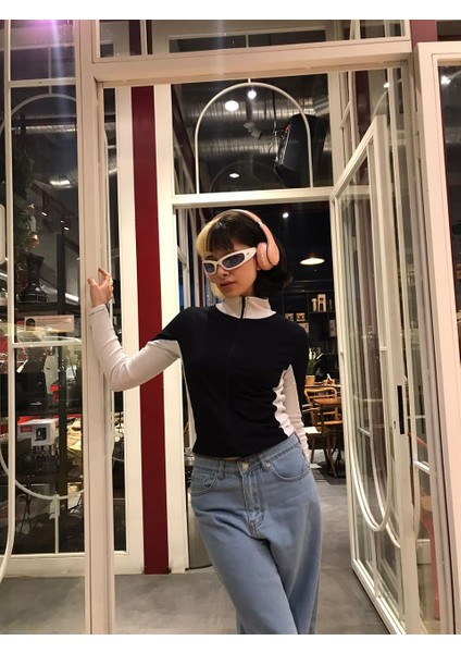 Line Detail Fermuarlı Siyah Crop fırsatları