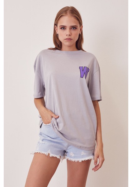 W Baskılı T-Shirt-Gri