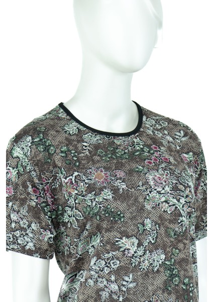 Kadın Gül Desenli Yuvarlak Yaka Kısa Kollu Tam Kalıp Normal Kesim Likralı Turlu Viskon Penye Kumaş Anne Bluz modelleri