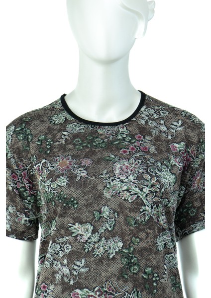 Kadın Gül Desenli Yuvarlak Yaka Kısa Kollu Tam Kalıp Normal Kesim Likralı Turlu Viskon Penye Kumaş Anne Bluz fırsatları