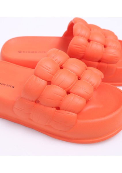 Terlik, 39, Turuncu indirimleri