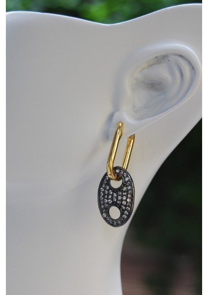 Küpe Siyah Taşlı Düğme Model 2mm Y2CM/G1.3CM