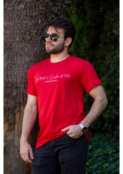 Erkek Kırmızı El Yazısı Imza Baskı Kısa Kollu Bisiklet Yaka Erkek T-Shirt 22ETSHEYAZ