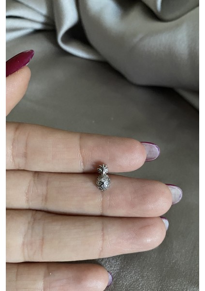 Tragus Piercing Küpe Ananas Figür