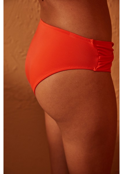 Basic Twist Bottom Bikini Altı
