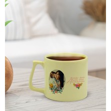 Bk Gift Kişiye Özel Fotoğraflı Anneler Günü Tasarımlı Pastel Sarı Middle Kupa Bardak, Anneye Hediye, Anneler Günü Hediyesi-1