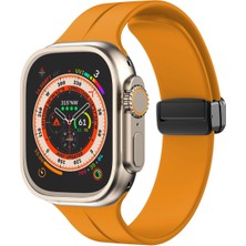 Dexmon Apple Watch 42 mm Silikon Kordon Metal Mıknatıslı Toka Tasarımlı Şık Spor Pratik Kullanım