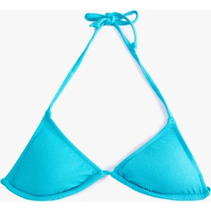 Üçgen Bikini Üstü Dokulu Boyundan Bağlamalı Kaplı