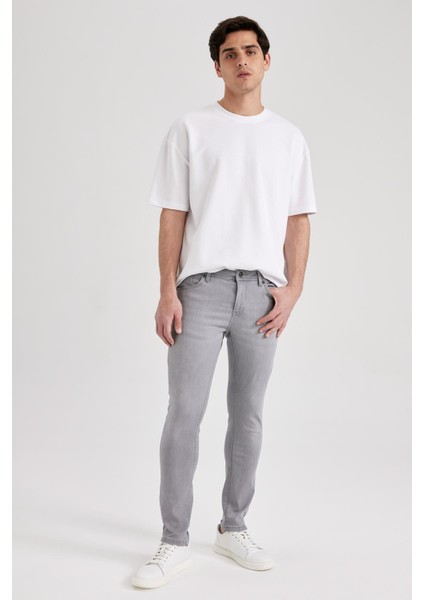 Super Skinny Fit En Dar Kalıp Normal Bel Ekstra Dar Paça Jean Pantolon A2865AX23SM fiyatları