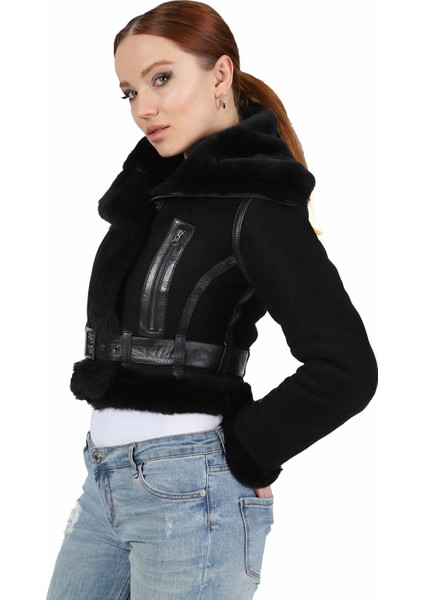 Kadın Siyah Kısa Kürklü Süet Ceket fırsatları