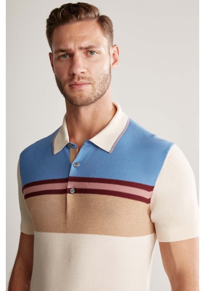 Çizgi Desenli Krem Rengi Triko Polo