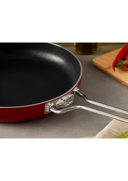 English Home Excellence Alüminyum Non-Stick Tava 26 cm Kırmızı