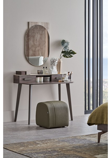 Piero Makyaj Masası