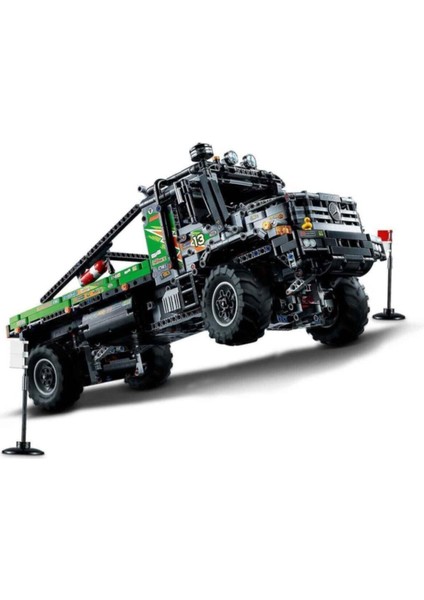 Technic 4x4 Mercedes-Benz Zetros Kamyon 42129 indirimleri