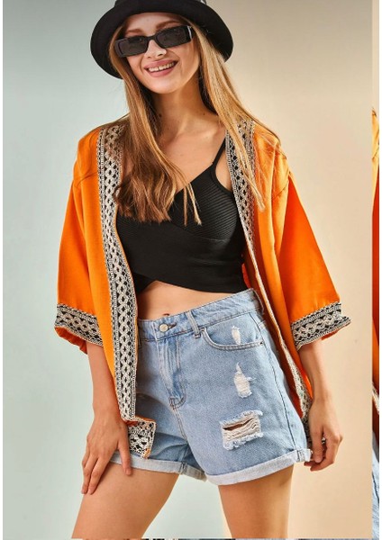 Kadın Nakışlı Şerit Desenli Keten Kimono fiyatları