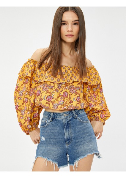 Etnik Desenli Crop Bluz Omzu Açık Fırfırlı