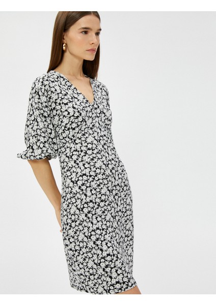 Mini Çiçekli Elbise V Yaka Kısa Kollu Ecovero® Viscose