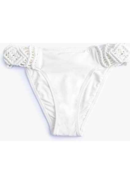 Bikini Altı Normal Bel Kroşe Detaylı