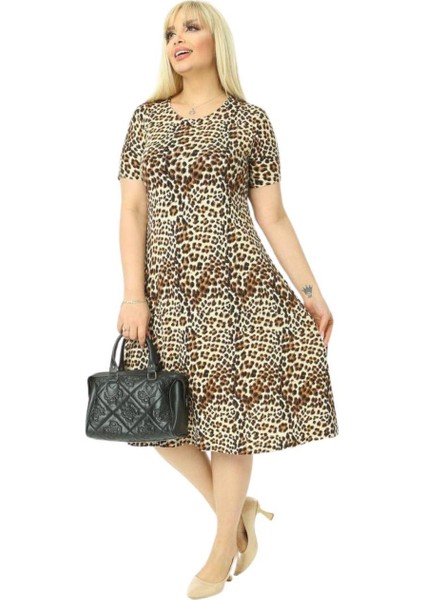 Butik Küçük Leopar Desenli Kısa Kollu Büyük Beden Midi Elbise