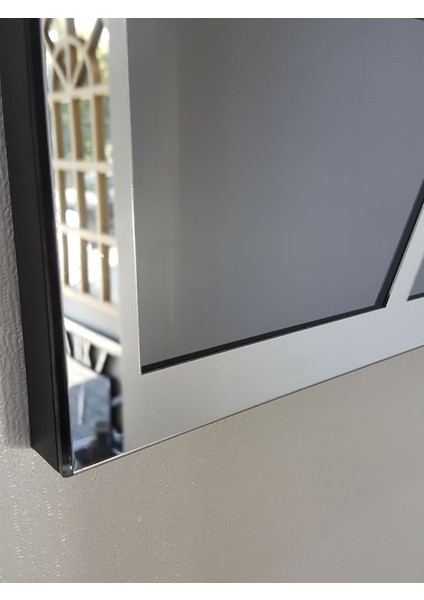 Silver Quare Smoked Model Gümüş Füme Renk 60 Cm x 60 Cm Dekoratif Aynalı Duvar Saati