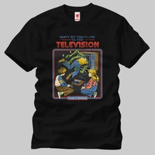 Built By Crazy Dont Sit Too Close To The Television Unisex Tişört