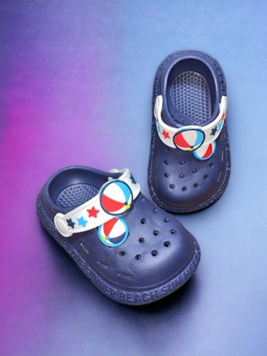 Calx Çocuk Lacivert Renk Top Figürlü Kaydırmaz Ortopedik Sandalet Crocs Terlik