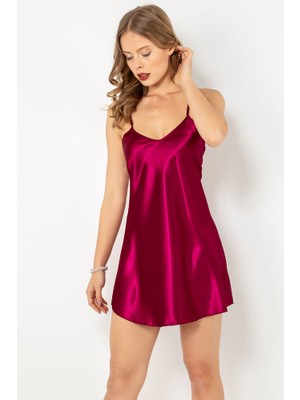 Doremi Kadın Saten Gecelik İnce Askılı Bordo Renk ve Polyester Kumaş ile Şıklık Sunuyor