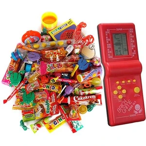Nostaljik Lezzetler Kadınlar Günü Nostaljik  Kutusu Kırmızı Tetrisli Büyük Boy 80'ler 90'lar