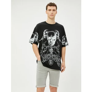 Bermuda Kot Şort Katlı Paça Detaylı Dar Kesim Düğmeli