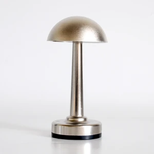 Lalumi Lamba Masa Lambası (Pleo)