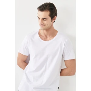 Altınyıldız Classics Erkek Beyaz Slim Fit Dar Kesim %100 Pamuk Kayık Yaka Casual Tişört