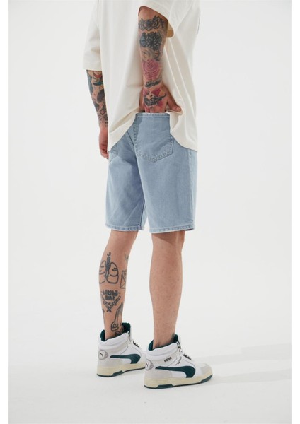 Loose Fıt Denim Bermuda Şort Açık Mavi