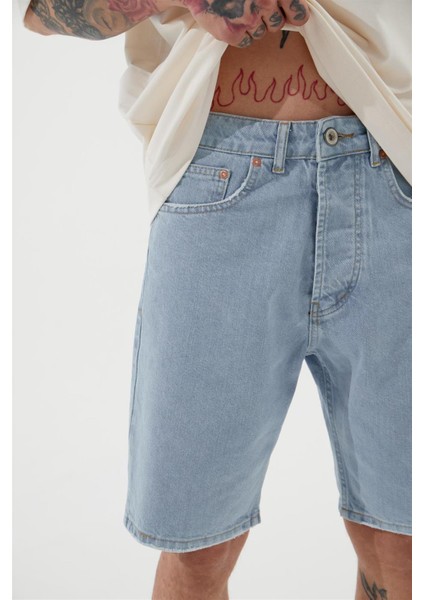 Loose Fıt Denim Bermuda Şort Açık Mavi