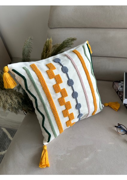 Punch Nakışlı Kırlent Kılıfı