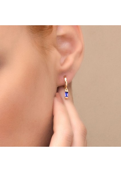 14 Ayar Altın Sallantılı Lacivert Baget Taşlı Halka Küpe fiyatları