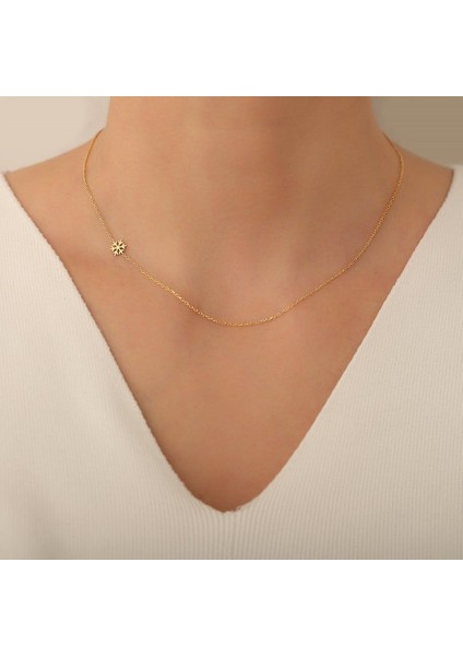 925 Ayar Gümüş Yan Kar Tanesi Kolye