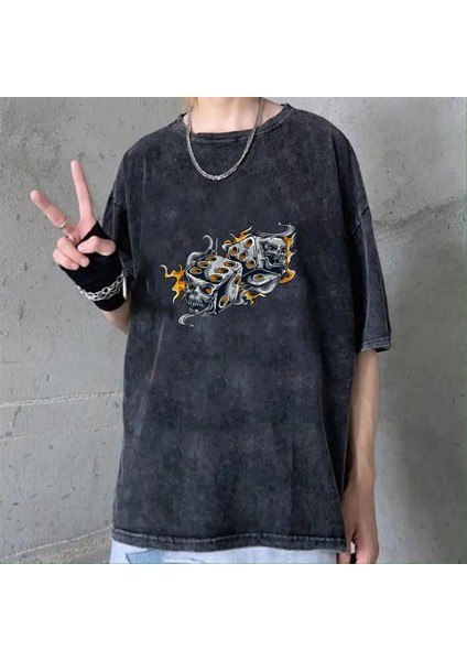 Yıkamalı Flaming Dice Skull Eskitme T-Shirt
