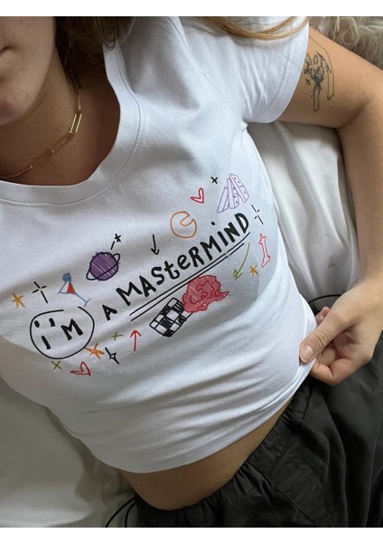 I'M A Mastermind Baskılı Beyaz Crop fırsatları