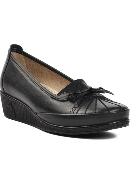 139 Kadın Günlük Ayakkabı