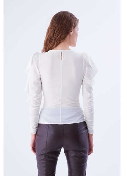 Fırfır Ve Büzgü Detaylı Bluz Kemik K2113045_019 indirimleri