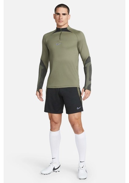 DH8776-382 Dri-Fit Strike Erkek Şort fırsatları