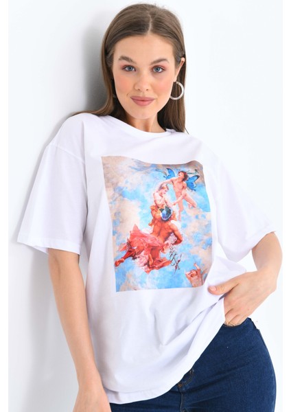 Kadın Beyaz Önü Transfer Baskılı Boyfriend Kalıp %100 Pamuk Örme T-Shirt