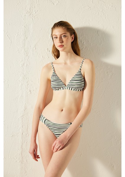 Mali Çizgi Desenli Hipkini Bikini Altı