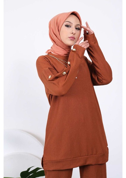 Taba Kolyeli Kolları Düğmeli Tunik Pantolon Takım