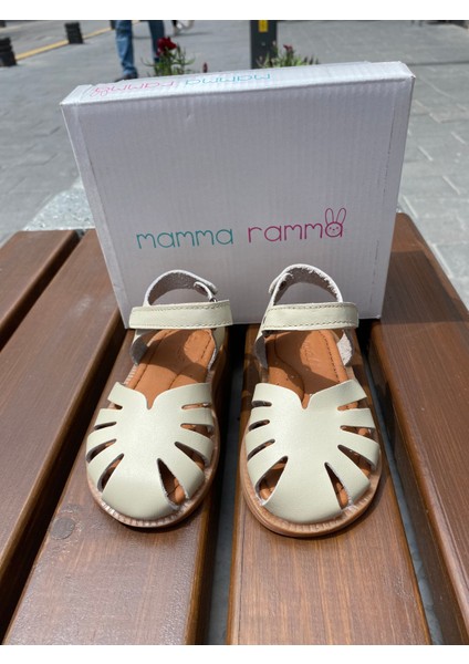 Gerçek Deri Ortopedik Sandalet fırsatları